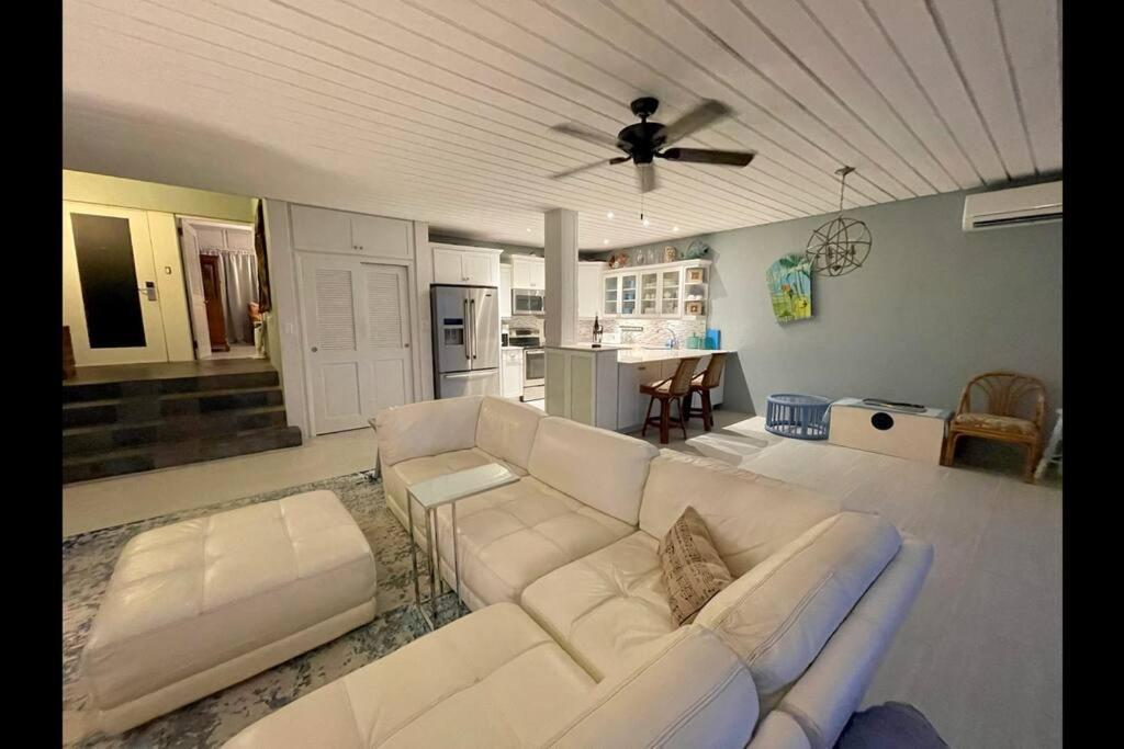 Mermaid Escape - Amazing Views! East End  Exterior photo